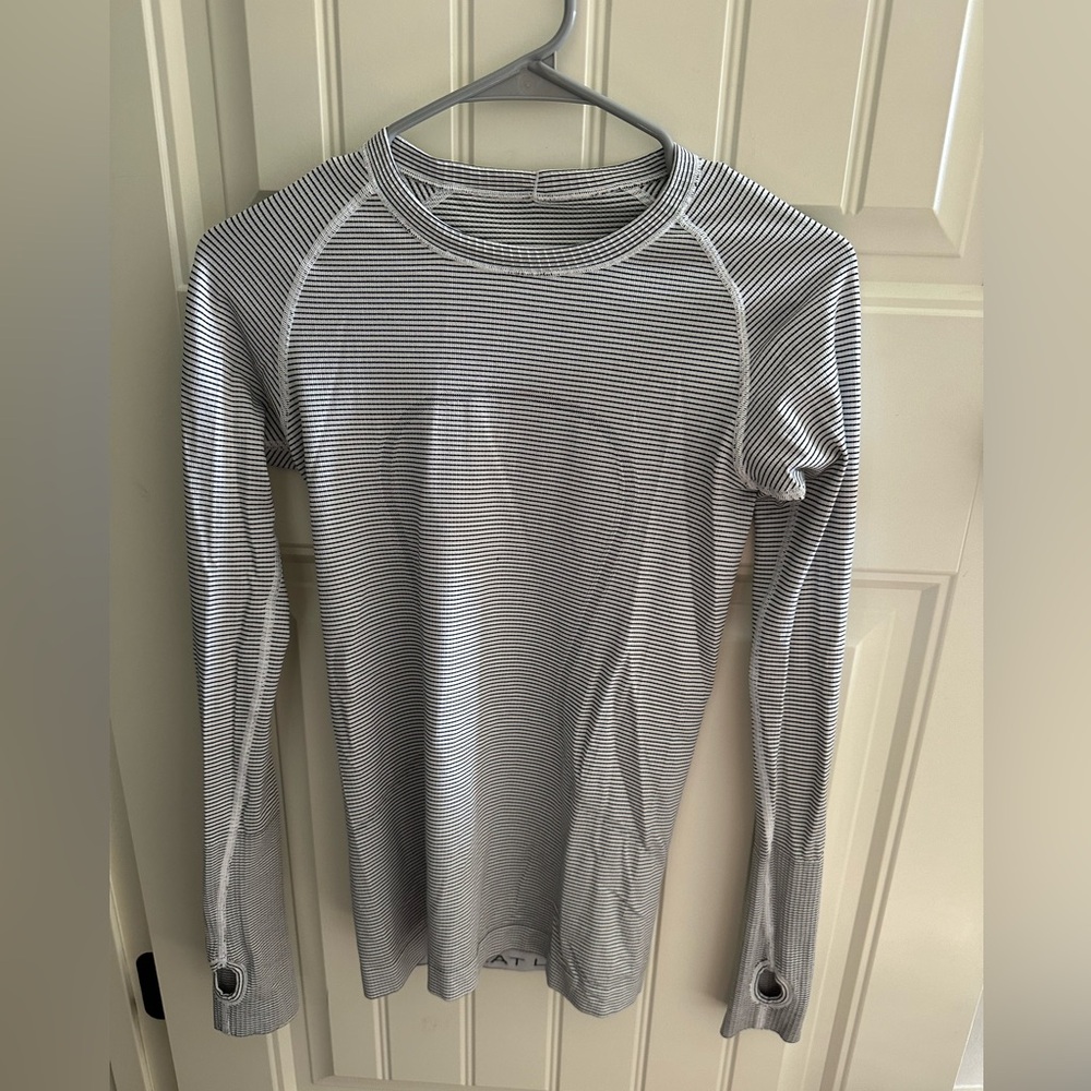 Lululemon swiftly tech long sleeve
